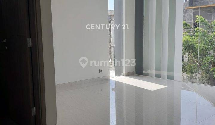 Rumah Lux 2 Lantai SHM Siap Huni Di Summarecon Bandung 2