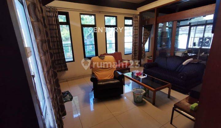 Rumah 2 Lantai 1 Area 3 Rumah Di Jl Dr Setiabudi Kota Bandung 2