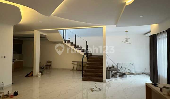 Dijual Rumah Mewah Baru Selesai Bangun Siap Huni Taman Kopo Indah 2