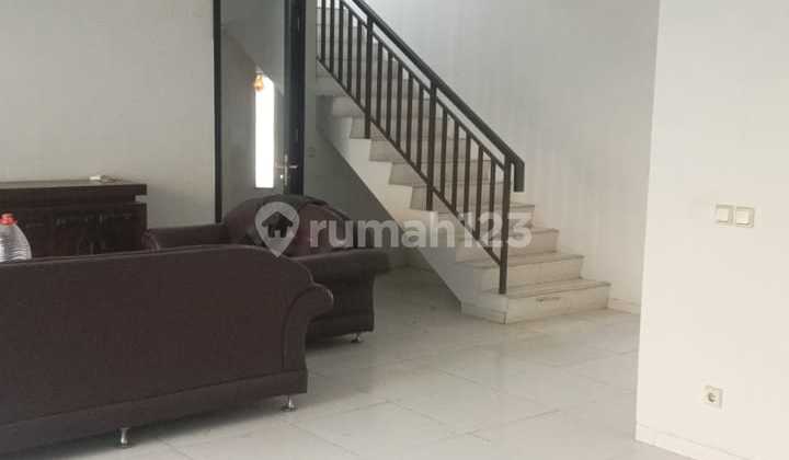 Disewakan Rumah Eksklusif Classic Kota Baru Parahyangan Tatar Bandung Tempo Doloe 2 2