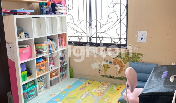 RUMAH DI GREENLAKE CITY