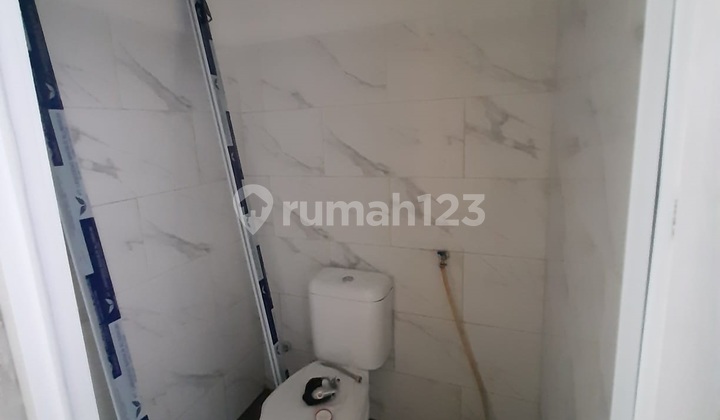 Dijual Cepat Rumah Minimalis Lt 72 Lb 70 Harga Murah di Limus Pratama 2