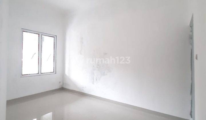 Dijual Cepat Rumah Minimalis Lt 72 Lb 70 Harga Murah di Limus Pratama 4