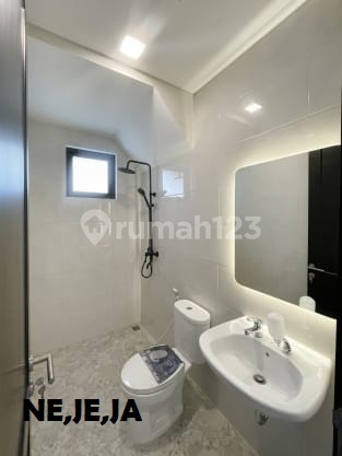 rumah minimalis murah bagus siap huni lt 160 lb200 legenda wisata 2