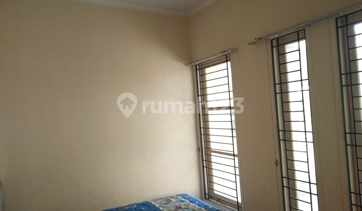 Very cheap rental house, great tourist legend, land area 70, building area 50, negotiable. 2