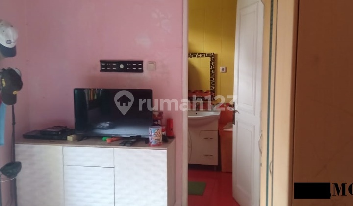 rumah murah kota wisata 2 lantai bagus rapih lt 221 lb 200 nego