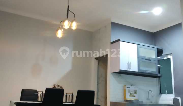 Rumah kota bandung 2 lantai modern minimalis SHM 1