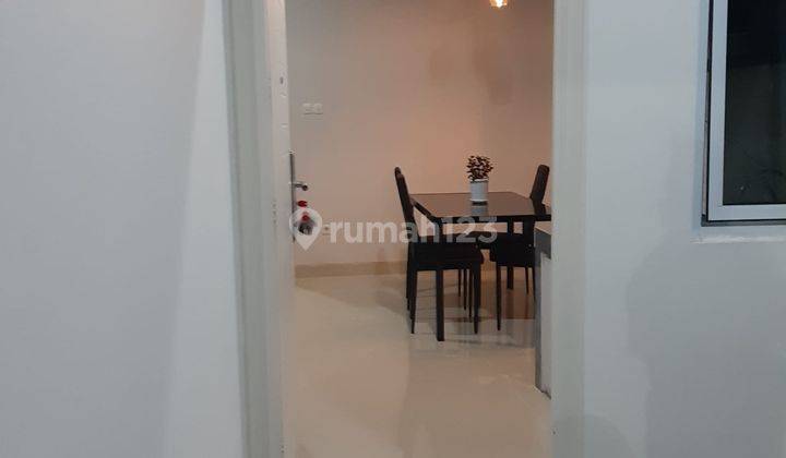 Rumah kota bandung 2 lantai modern minimalis SHM 6
