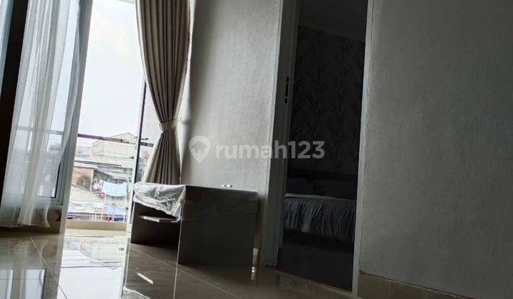 Rumah kota bandung 2 lantai modern minimalis SHM 12