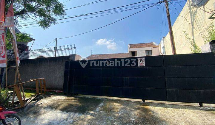 Rumah Strategis Nol Jalan Raya Darmo Darmokali Surabaya Murah 1