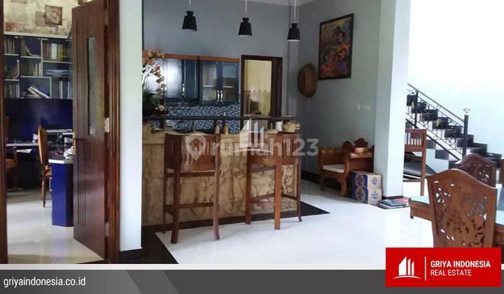 Rumah Mewah Fully Furnish di Kawasan Purnama 1 Kota Pontianak - Kalimantan Barat

 7