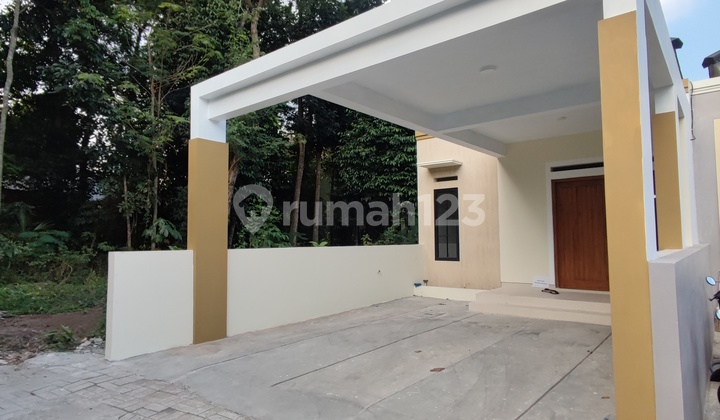 Rumah Baru di Selatan Kampus UII 