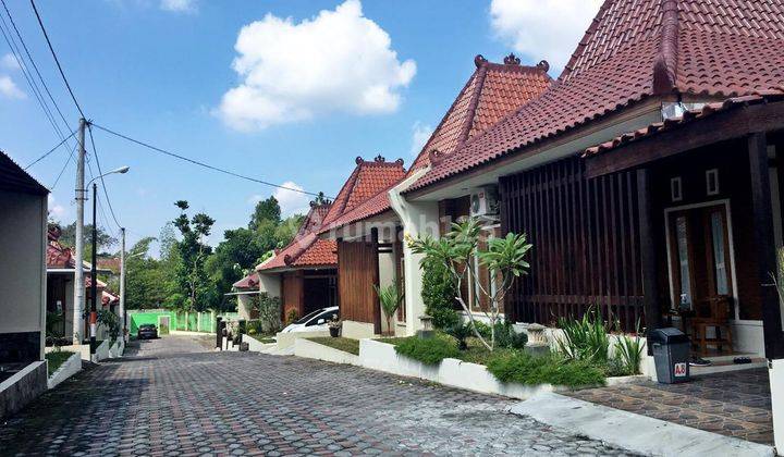 Rumah Clasic Modern Dalam Perumahan Jongke 1