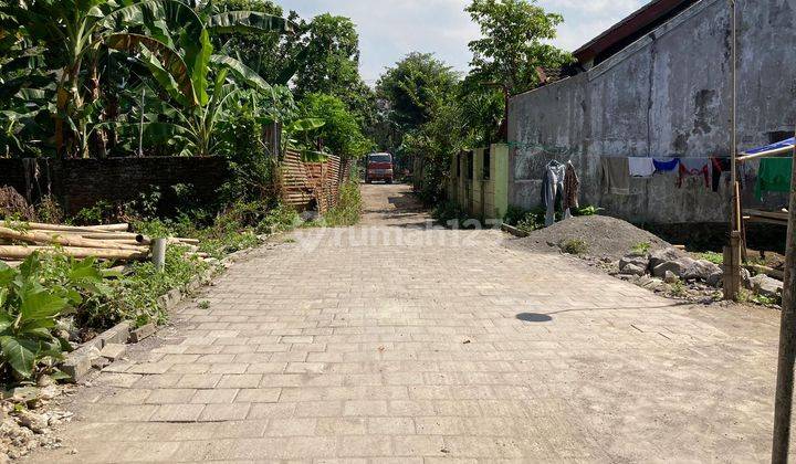 Dekat Ugm, 50 Meter Jl. Kalimantan Plemburan, SHM  2