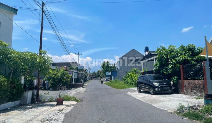 Tanah Lebar Depan 19m SHM, Belakang Transmart Maguwo – Lokasi Emas!