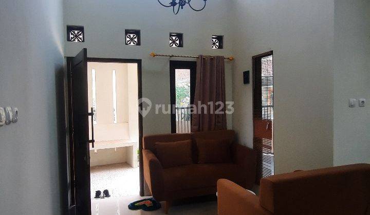 Rumah Baru Semi Furnished SHM di Dekat Pasar Gentan, Sleman 2