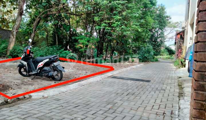 Dekat Kampus UPY; Luas 82 m2 Dekat Kampus UPY; Luas 82 m2