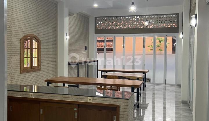 Investasi Kost Eksklusif Putri di Jantung Kota Jogja - 100m dari UGM, Full Furnished & Aktif!