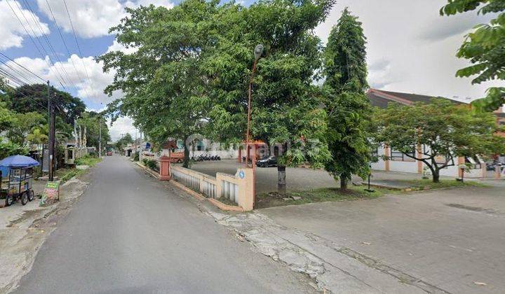 Tanah di Plemburan; Jl Kaliurang Km 6, Sleman SHM 227 m² 2