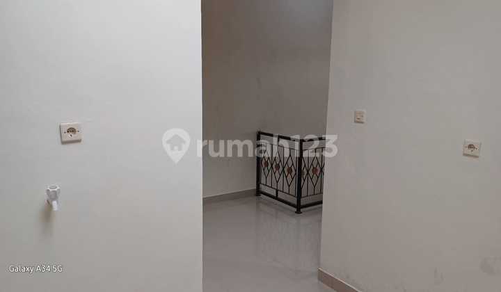  3KT 2KM; Rumah Condongcatur Baru Siap Huni 1