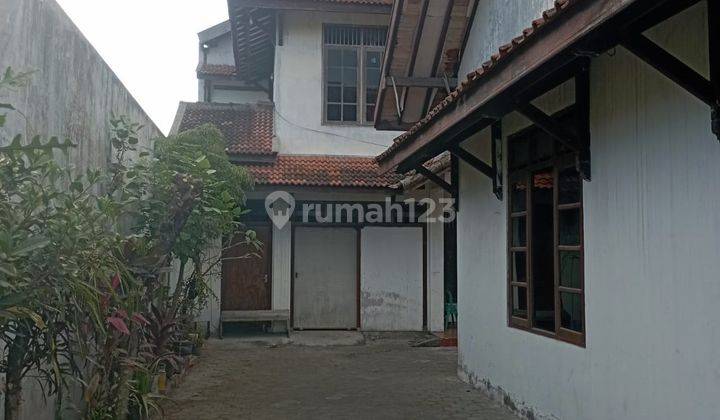 Kost Dijual, di Maguwoharjo 20 Kamar Yogyakarta SHM 602 m² 1