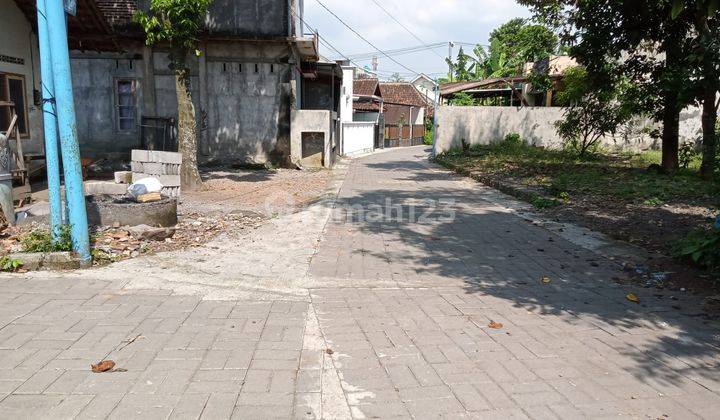 Tanah di Dekat Kampus Ugm, Yogyakarta SHM 96 m² 1