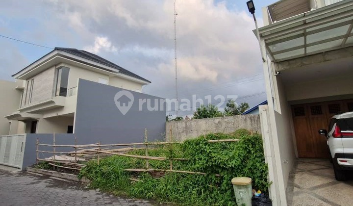 Tanah 160m² Trihanggo, 6 Menit RSA UGM, Cocok Hunian/Kost Eksklusif Tanah 160m² Trihanggo, 6 Menit RSA UGM, Cocok Hunian/Kost Eksklusif