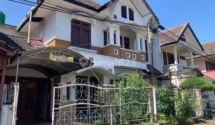 Rumah Semi Furnished SHM di 170 M Jl. Kaliurang Km 7, Yogyakarta 1