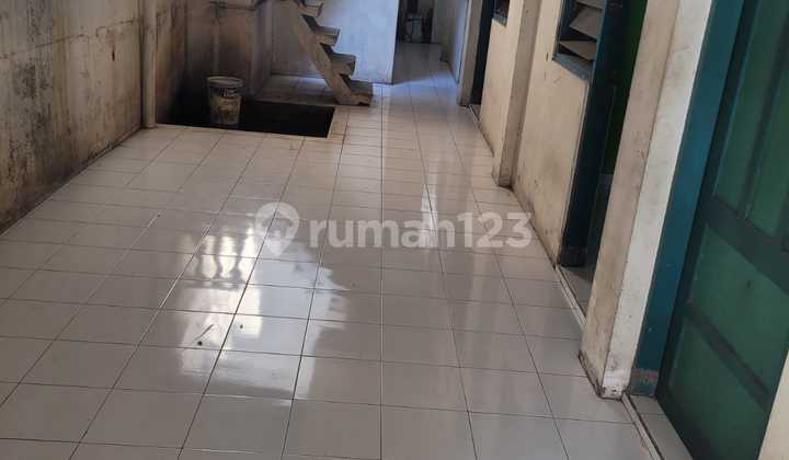 For Sale: 9-Room Boarding House in Maguwo, Within the City, 7 Minutes to UPN Veteran 2