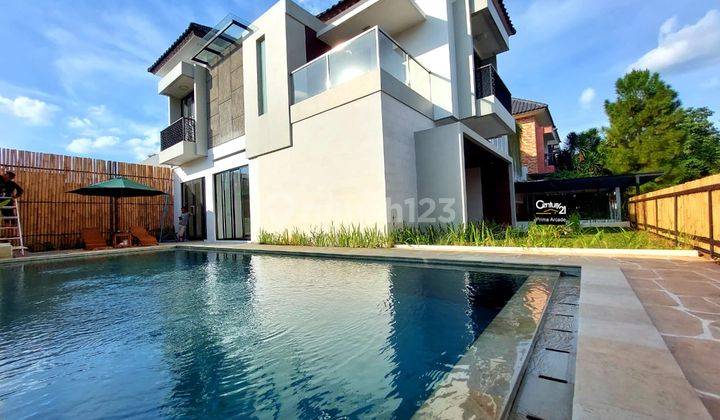 Disewakan Rumah Mewah Dengan Swimming Pool di Bintaro 1