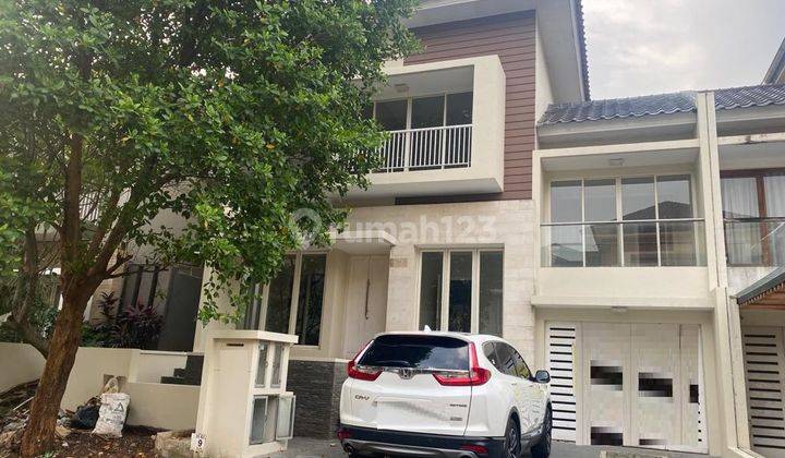 Dijual rumah siap huni 2 lantai di Kebayoran residence 1