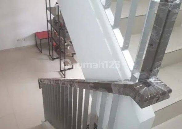 Dijual rumah siap huni di discovery bintaro sektor 9 dekat akses tol 1