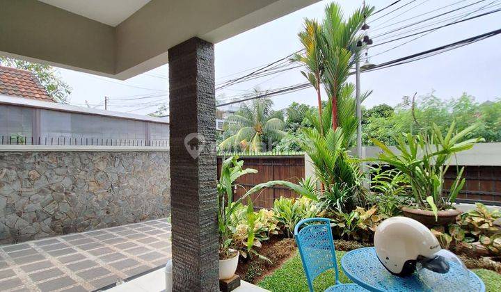 Dijual rumah hommy & rapi dengan kondisi fully furnished di Sektor 3 Bintaro
 2