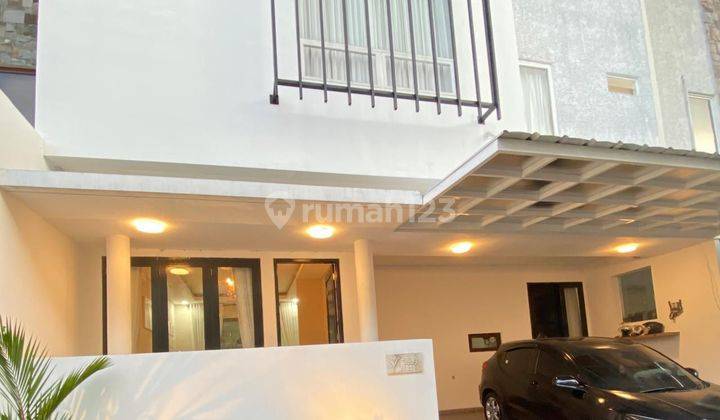 Dijual rumah Full Furnished lokasi strategis di Cilandak Jakarta Selatan
 1