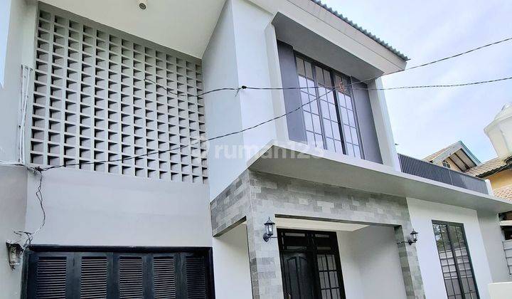 Dijual Rumah Siap Huni Sudah Renovasi Cocok Untuk Rumah Tinggal Atau Kos2an Di Sektor 5 Bintaro Jaya
 2