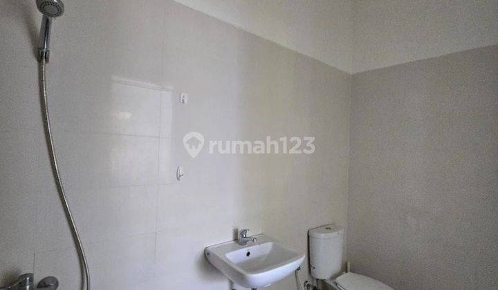 Dijual Rumah Siap Huni Dalam Cluster Discovery Bintaro
 2