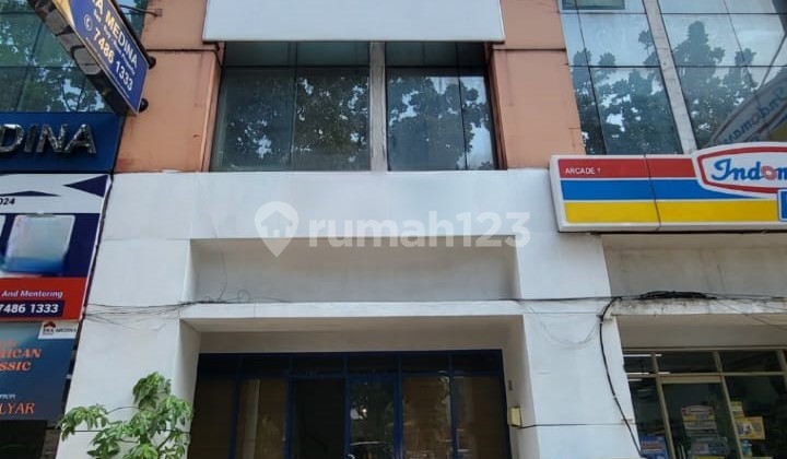 Hot Sale!!! Ruko 4 Lantai Siap Huni di Kebayoran Residence Bintaro Jaya Sektor 7 Hot Sale!!! Ruko 4 Lantai Siap Huni di Kebayoran Residence Bintaro Jaya Sektor 7