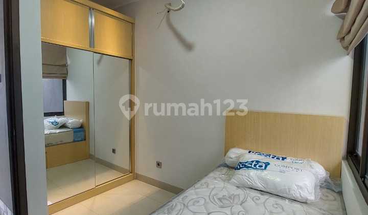 Hot Sale!!! Ready-to-Live-In House at Kebayoran Residence Bintaro Jaya Sector 7 2