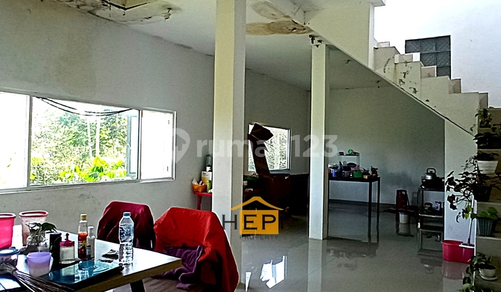 VILLA KOPENG DIJUAL !! Full taman 2 Lantai SHM 8