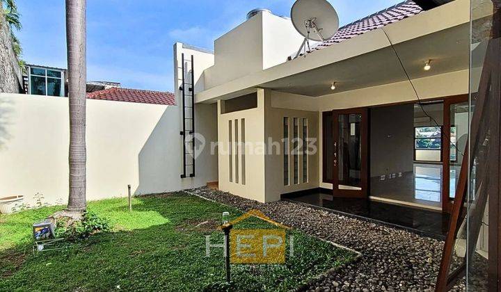 Rumah Candigolf Tengah Kota Semarang.! Bagus 2 Lantai Shm 2