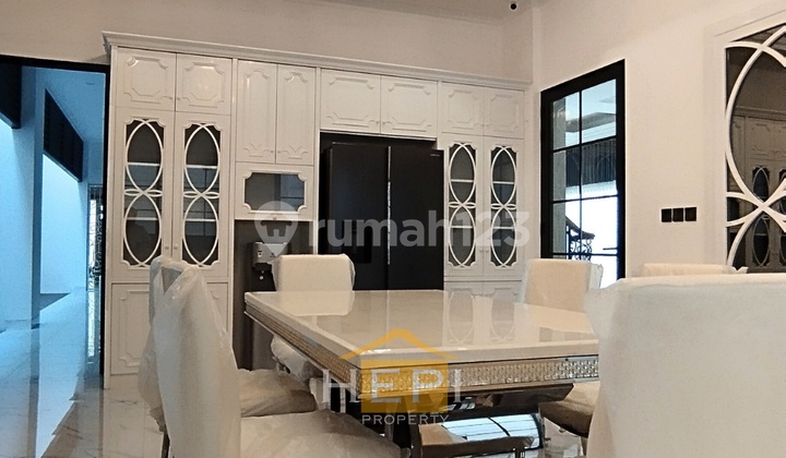 Rumah Mewah Premium Dekat Bandara dan Tengah Kota Semarang SHM 2