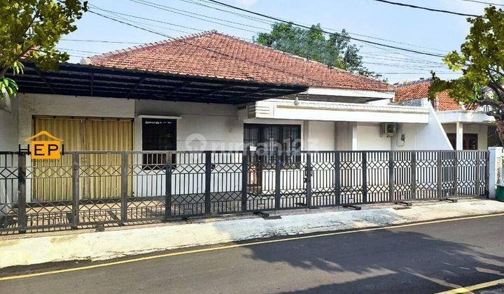 Tengah Kota ! Cocok Untuk Usaha Dan Rumah Tinggal ! Siap Pakai