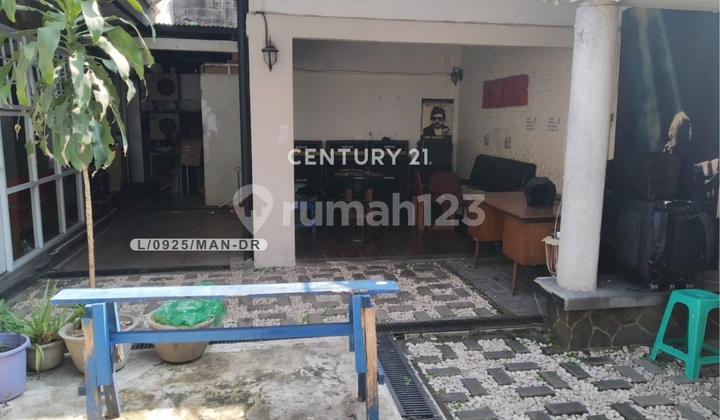 Ready-to-Use and Strategic Business Space on Mainroad Supratman, Bandung 1