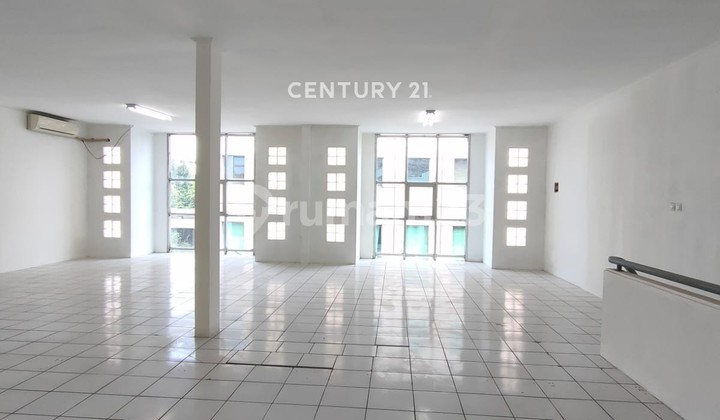 3-Story Ruko Ready for Use, Strategic Location in Banceuy Area, Bandung 2