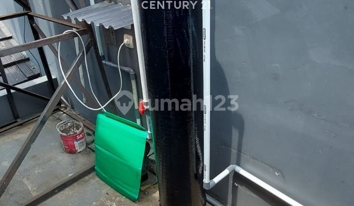 Ready-to-Live Home in the Favorite Springville Tki 5 Cluster, Bandung 2