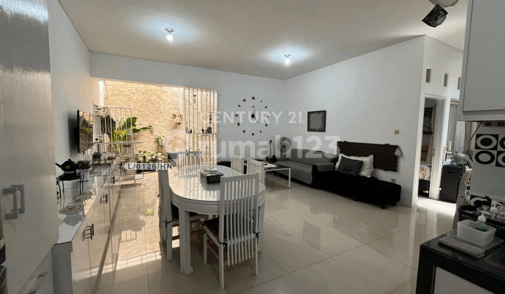 Rumah Furnished Nyaman Siap Huni Strategis di Turangga Bandung