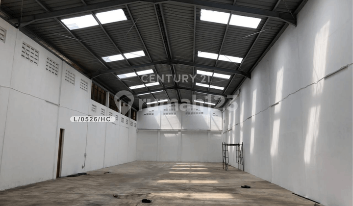 For Sale: Strategic Steel Construction Warehouse on Jl Industri Paskal, Bandung For Sale: Strategic Steel Construction Warehouse on Jl Industri Paskal, Bandung