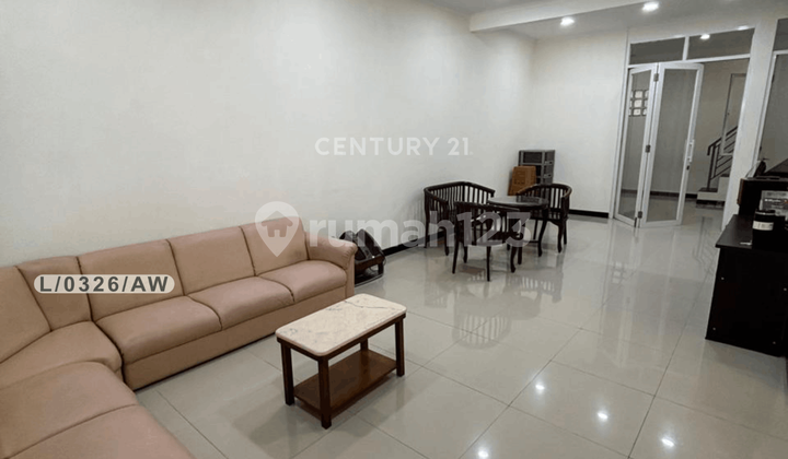 Rumah 2 Lantai Bersih dan Nyaman di Taman Kopo Indah 3 Bandung