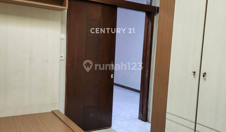 Rumah Semi Furnished SHM  Di Taman Cibaduyut Indah Bandung 2