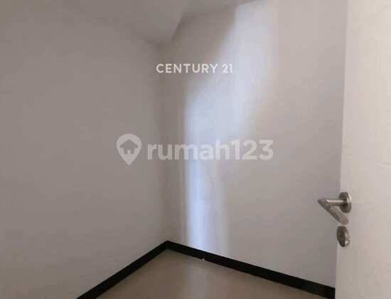 Rumah 2 Lantai Siap Huni dan Nyaman di Sommerville Tki 5 Bandung 2